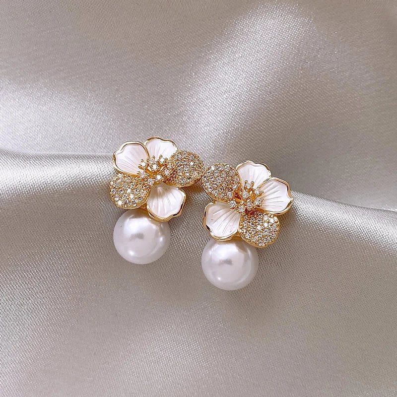 Camellia Flower Pearl Earrings - Zafinne Jewelry