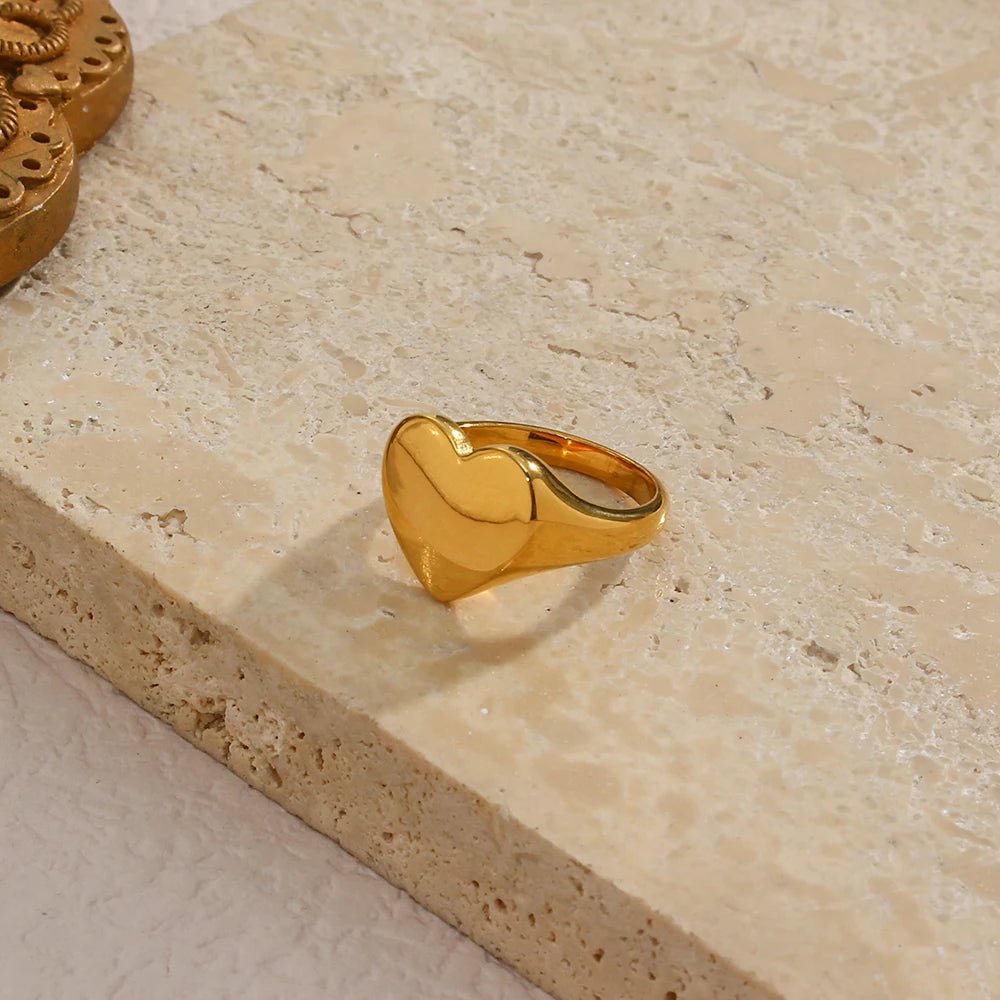 Wide Heart Ring - Zafinne Jewelry