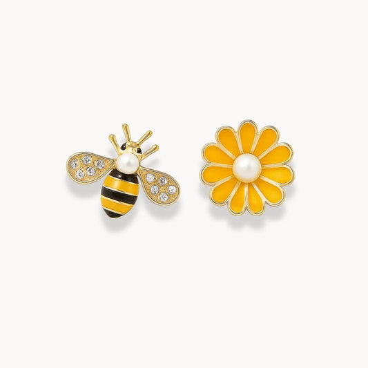 Bee Daisy Flower Earrings - Zafinne Jewelry